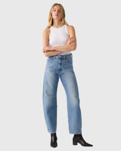 Levis: Cinch Barrel Let Love In