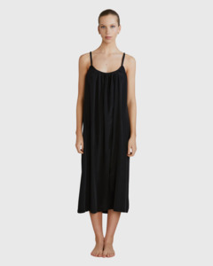 Victoria Silk Nightgown Black