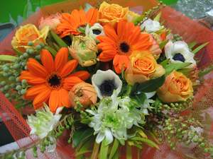 Mothers Day Sunday: Water filled box Bright