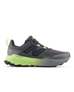 Footwear Kids: NB Mens Shoes Garoe V2 1PX (2E)