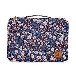 CUTENESS: Crywolf | LAPTOP SLEEVE 13” - Winter Floral