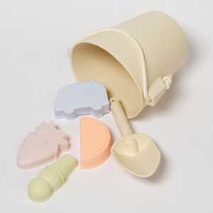 SUNNYLiFE - Silicone Bucket & Spade Set Apple Sorbet