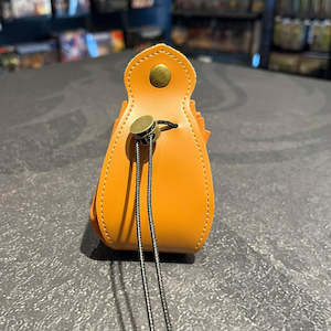 Dice Bags: The Prepared Adventurer - 2-in-1 Drawstring Leather Dice Bag & Dice Tray