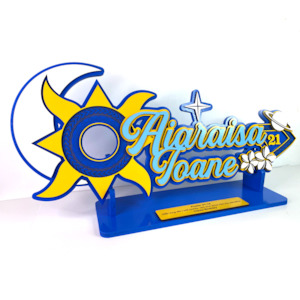 02E sun, star and moon key