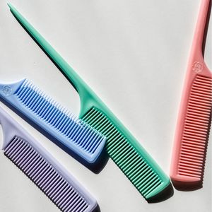 Bath: Tail Comb