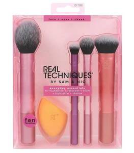 Real Techniques: Real Techniques Everyday Essentials Brush Set