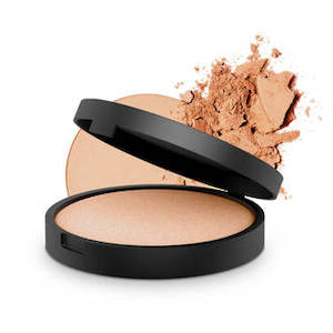 Powders: Inika Baked Mineral Illuminisor 8G