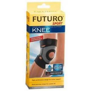 Braces Supports: FUTURO SPORT MOISTURE CONTROL KNEE SUPPORT - SMALL