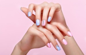 Products: Dip System Nail Course and Professional Dip System Nail Kit