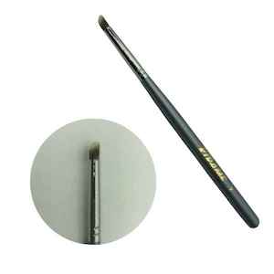 Nail Brushes: Kirame Nail Arts Brush #7 -Slanted Bristle