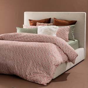 Duvet Covers: Marlo Mia Floral Duvet Cover Set