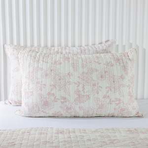 Gracious Living Maddie Pillowcase Pair