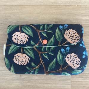 Products: Floral pouch - Collections – bee Moore