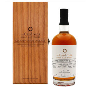 Cardrona Distillery: Cardrona Chardonnay Barrel - Cardrona Day Special Release 2024 52%