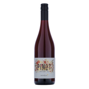 Smith & Co South Island Pinot Noir 700mL