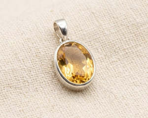 Pendants: Sterling Silver Oval-Cut Citrine Pendant