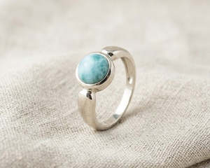 Sterling Silver Round Cabochon-Cut Larimar Ring
