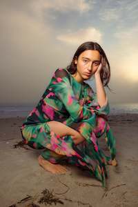 Over 500: Giselle Dress Verde Blur