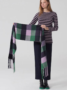 Nice Things 1: Checks Scarf