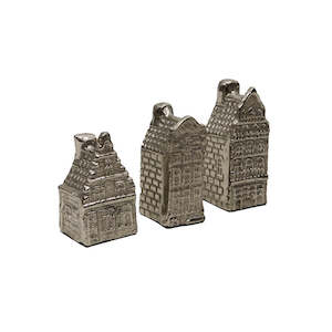 Decor: Aluminium Deco houses