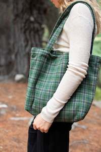 Accessories: Alfie plaid tote bag