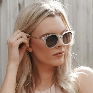 Soek sunglasses, Taine