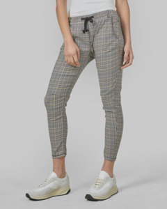 New Arrivals: Active check jeans, fennel