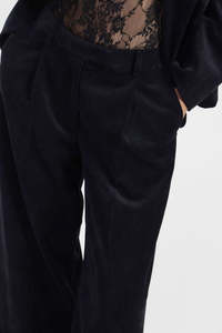 Jeans: Fine cord, box pleat pant