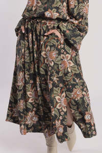 Skirts: Lost skirt