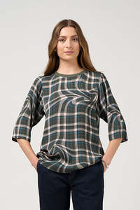Illusion top