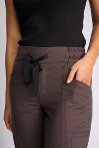 Jeans: Dew Pant