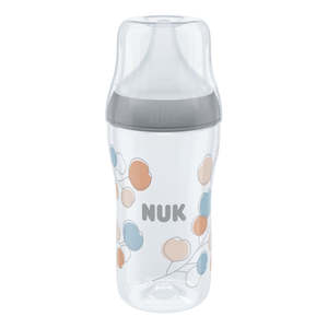 Nuk: NUK Perfect Match Baby Bottle with soft silicone teat - 260ml