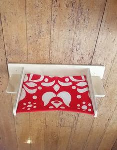 Cat Hammock - Wall Mounted - Indoor or outdoor