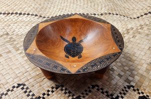 14 Inch Inside Carved Tanoa / Kava Bowl - Benai Farms