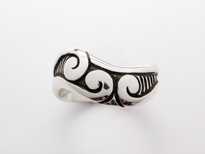 Products: Three Koru ring benflynn