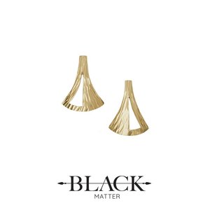 Products: Emergence Studs in 9ct Yellow Gold - Benjamin Black Goldsmiths