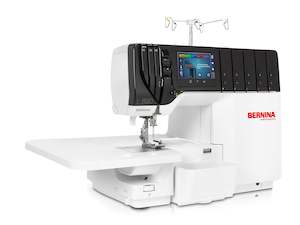 Bernina L890 Overlocker and Coverstitch Plus
