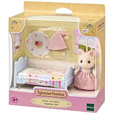 Sylvanian Families 5681 Floral Cat Girl's Naptime Set