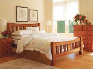 Bedroom Suites: Classic Bedroom Suite