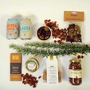 CURATED: Artisan Man's Gift Box