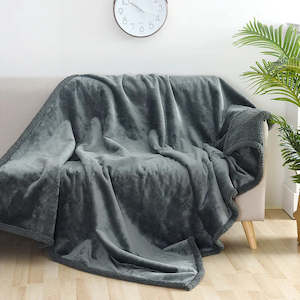 Waterproof Flannel Sofa and Bed Pet Blanket