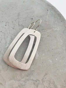 Winter 2023: Sunri Triangular SS Earrings
