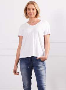 G7 Erin Tee