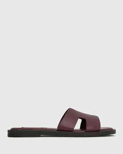 VIV Leather Flat Sandals