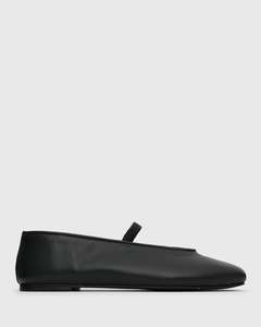PRE-ORDER CONNOR Leather Ballet Flats