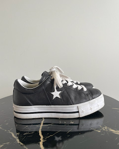 Betty Leroy Vintage Jewellery: Converse platform sneakers