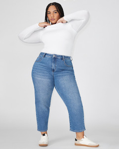 Xl Size 22 And Larger: Eloquii Naomi Crop jeans