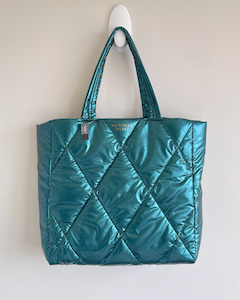 Betty Leroy Vintage Jewellery: NEW Victoria's Secret bag