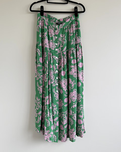 Skirts: Knewe Label skirt
