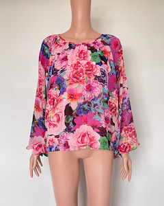 Augustine: Augustine Lou top